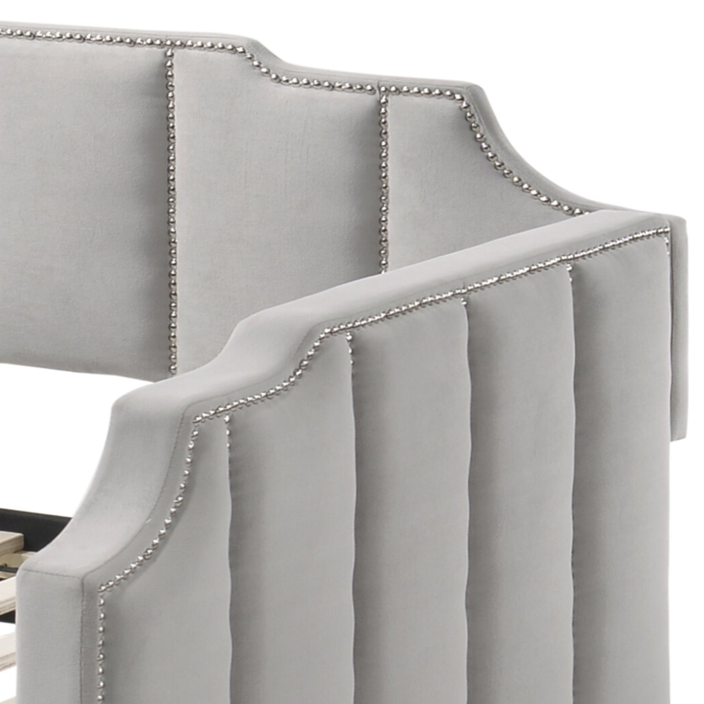 Comfortable Daybed with Roll-Out Trundle - Gray Velvet