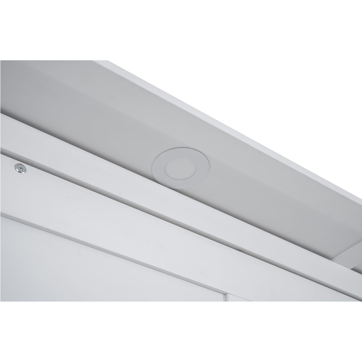 White recessed LED puck light
