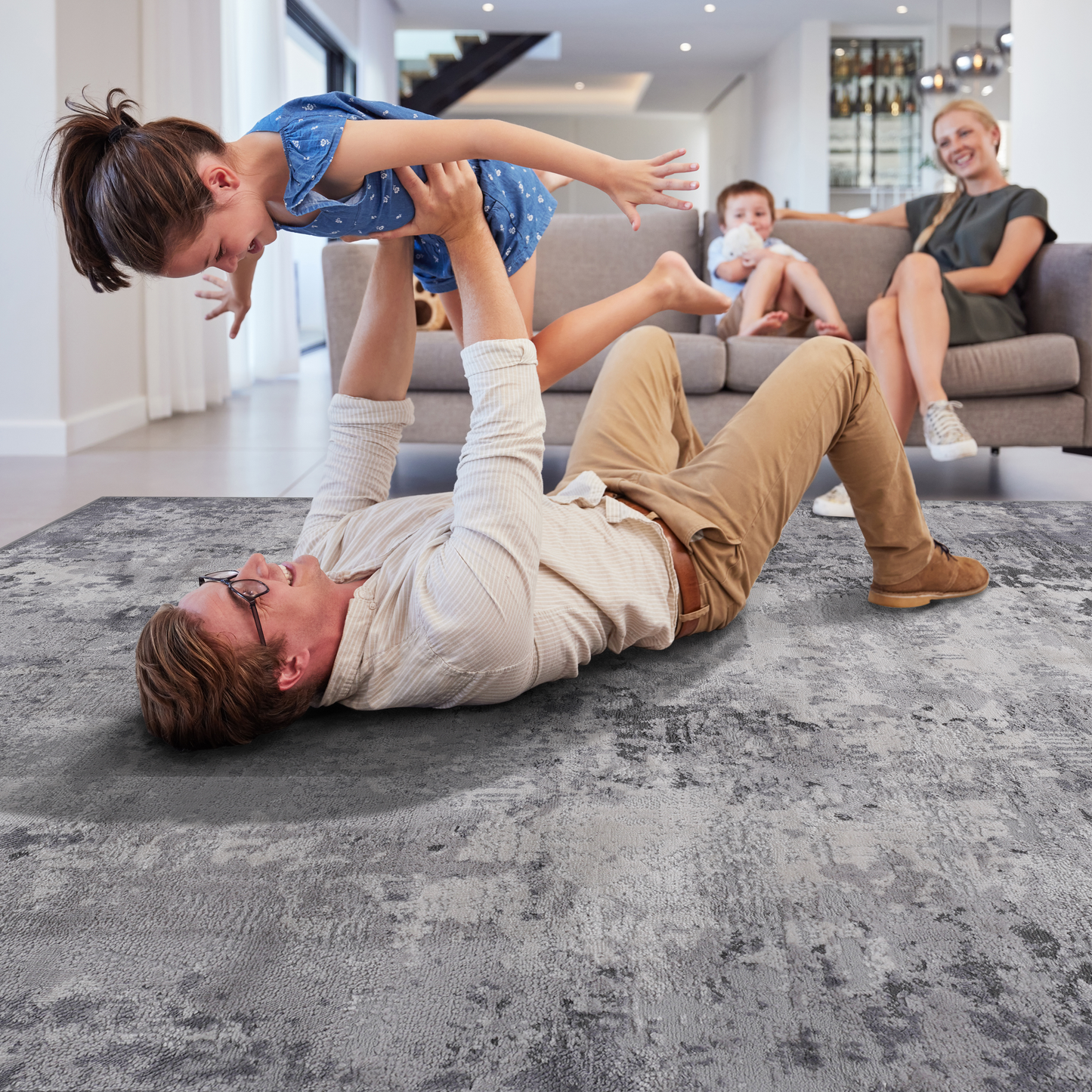 Modern grey abstract pattern rug with textured finish perfect for living rooms