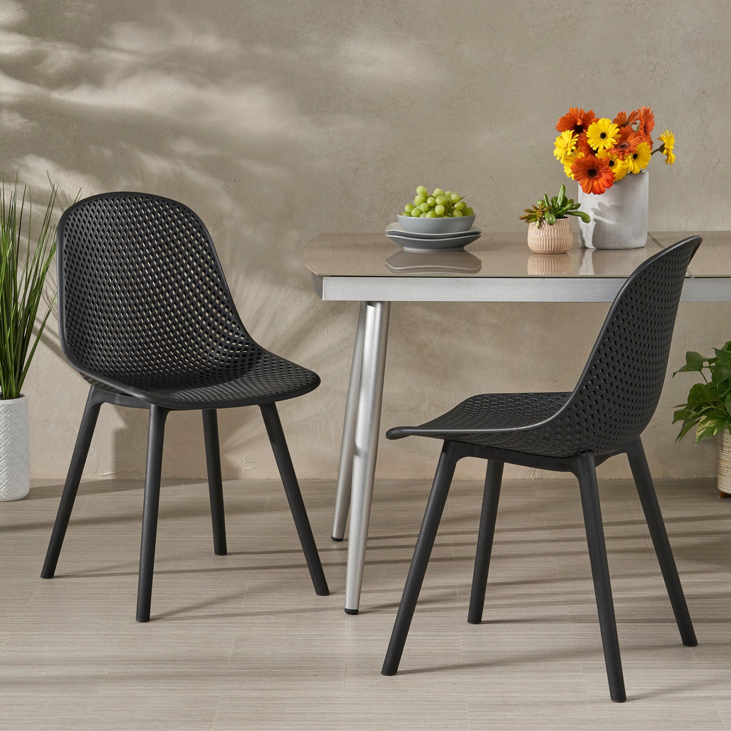 TREATLIFE HOME Outdoor Dining Chair Set with Weather-Resistant Properties and Modern Design, Black