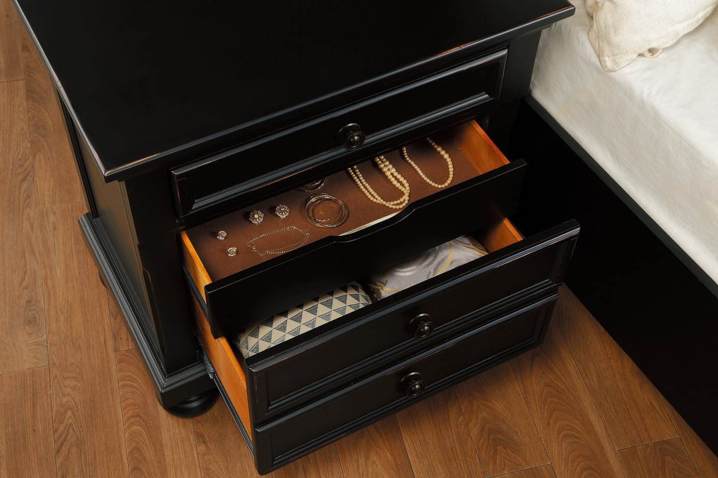 Stylish Black Nightstand with 2 Drawers for Bedroom Storage