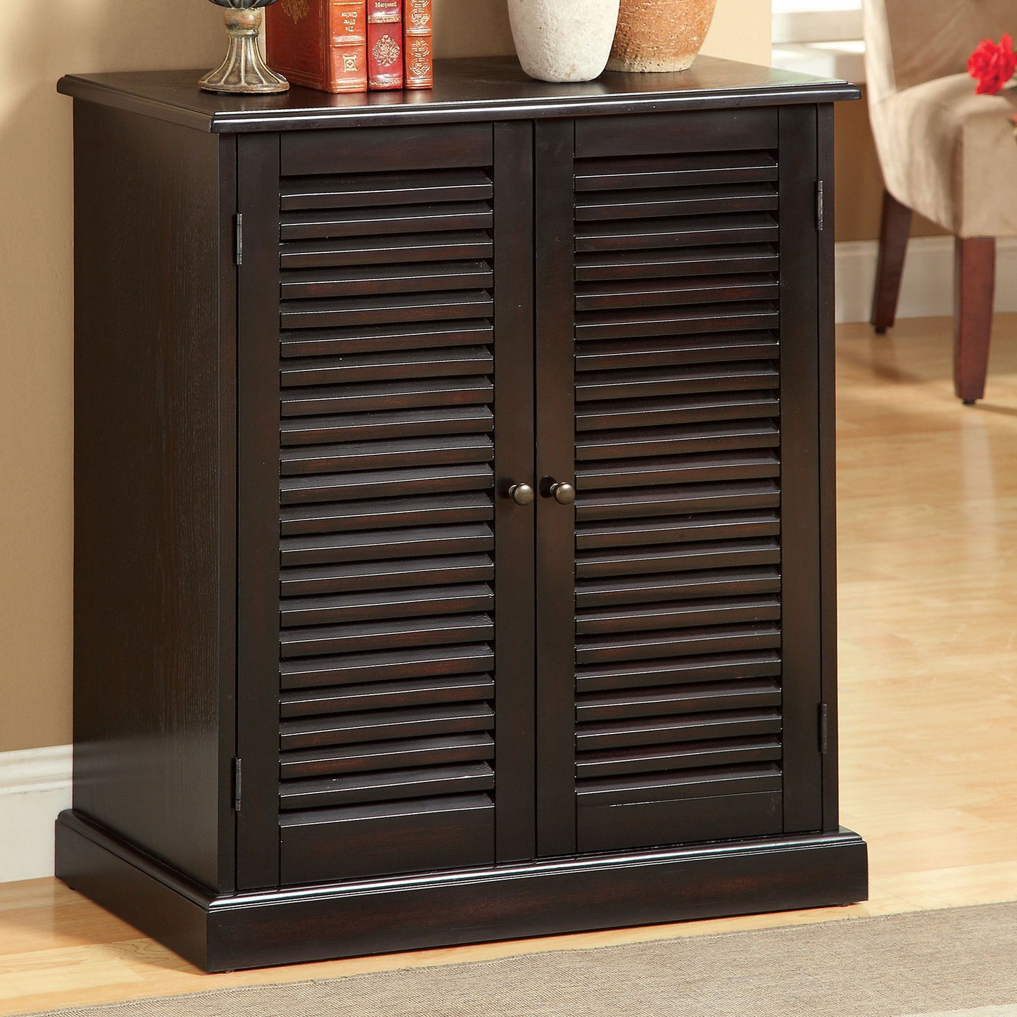 TREATLIFE HOME Shoe Cabinet with Louver Design Doors, Adjustable Shelving, Modern Transitional Style, Espresso Finish