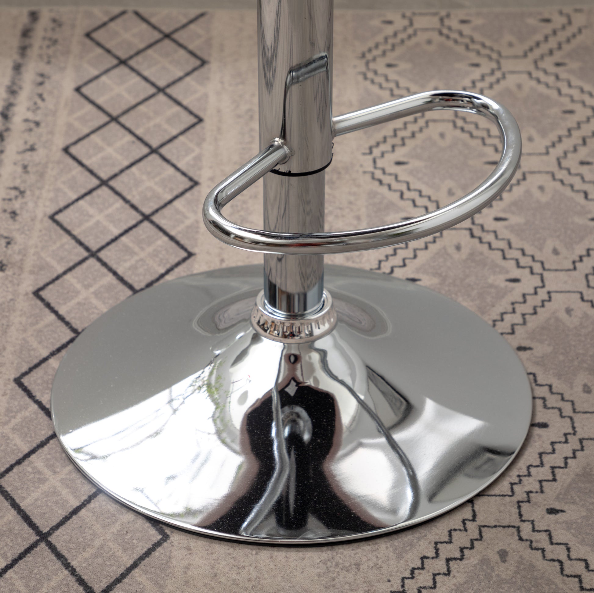 Chrome bar stool base with adjustable height lever