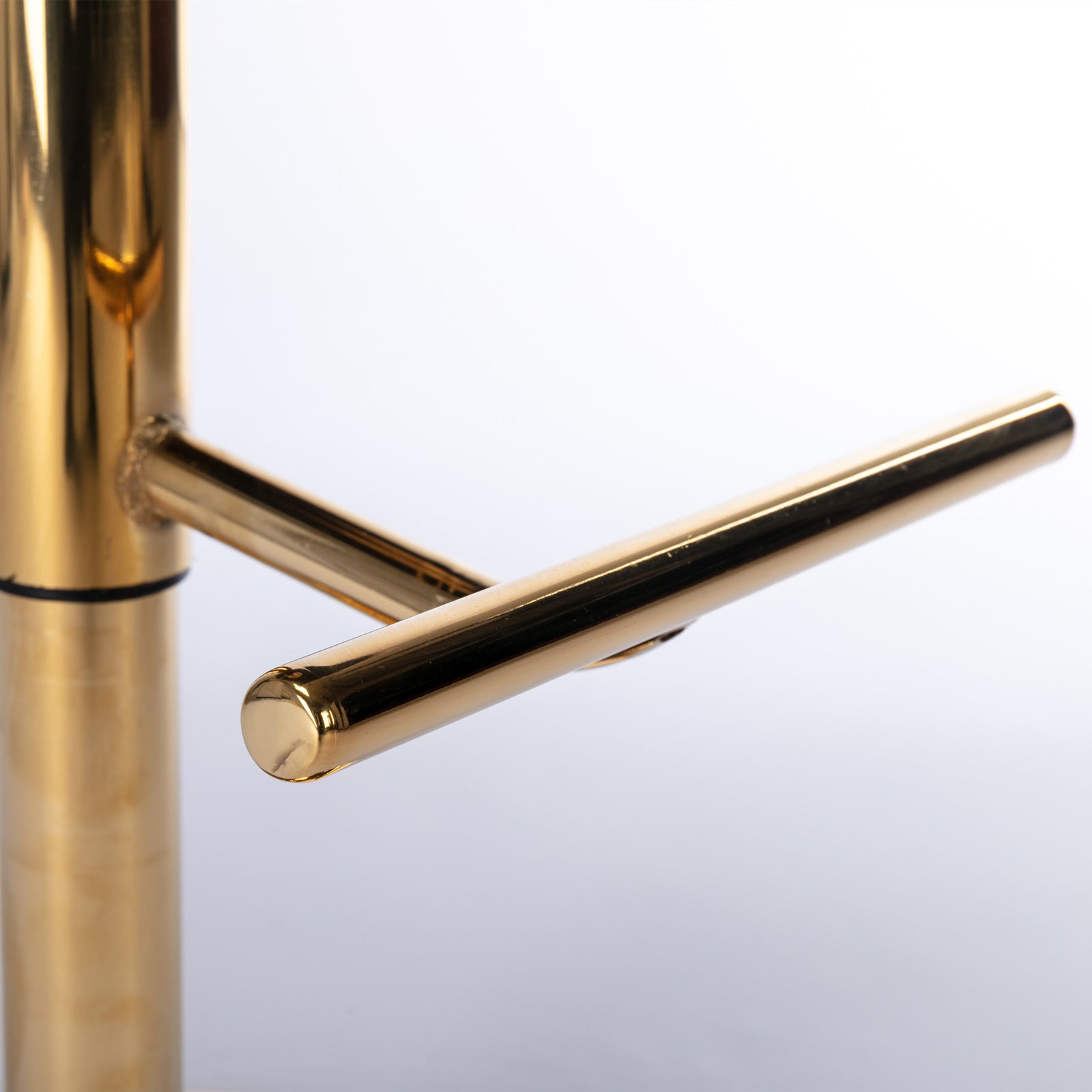 Polished gold modern bar stool handle