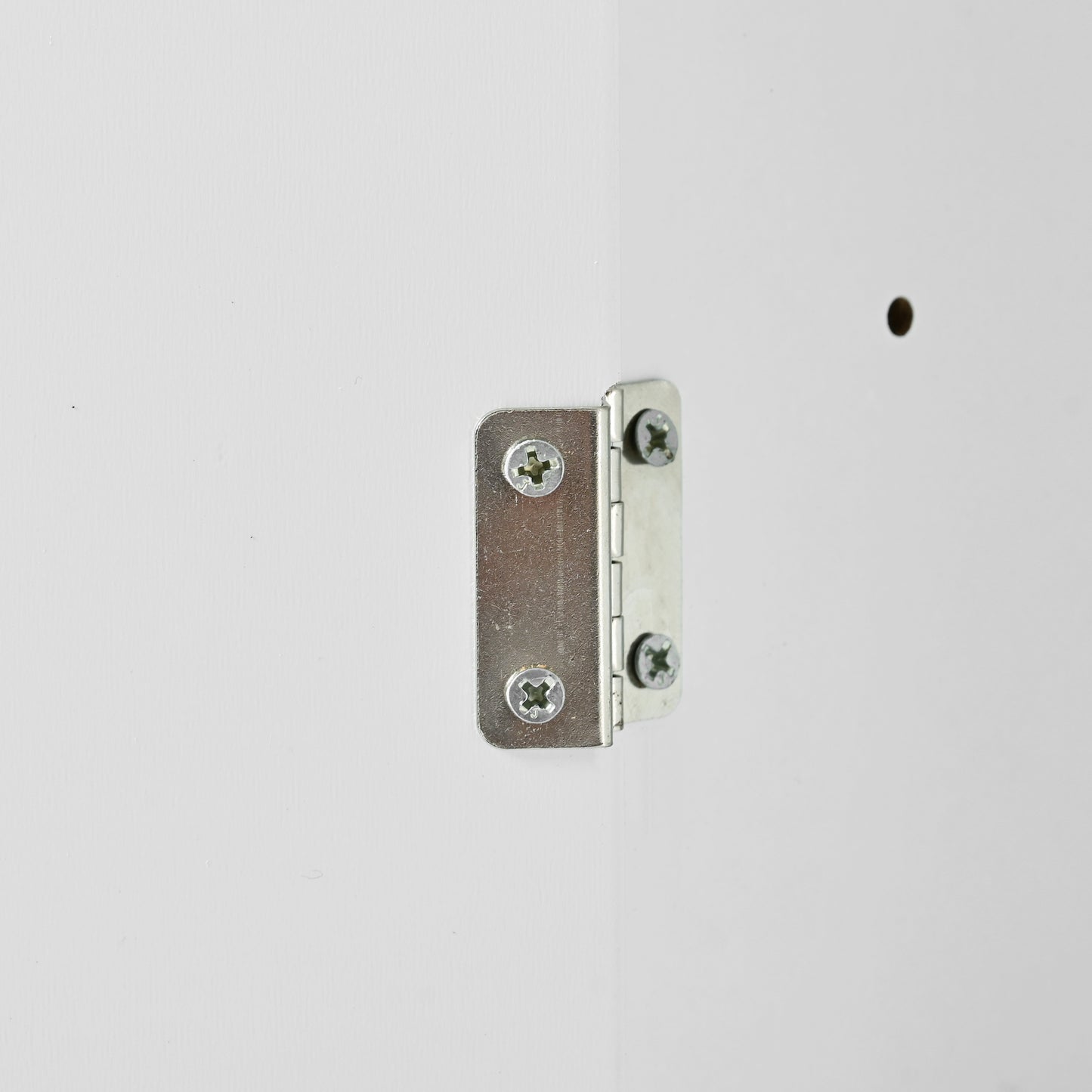 Chrome cabinet hinge with screws