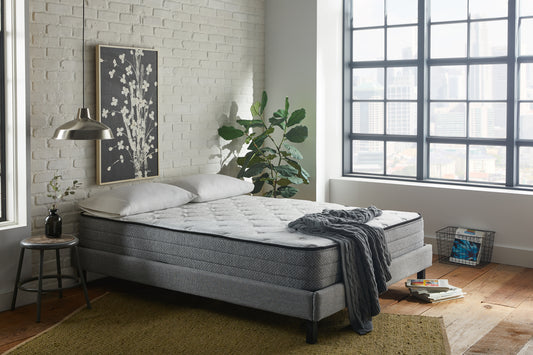 TREATLIFE HOME 10-Inch Full Mattress with Gel Memory Foam and 884 Pocketed Coils for Enhanced Comfort, White and Gray
