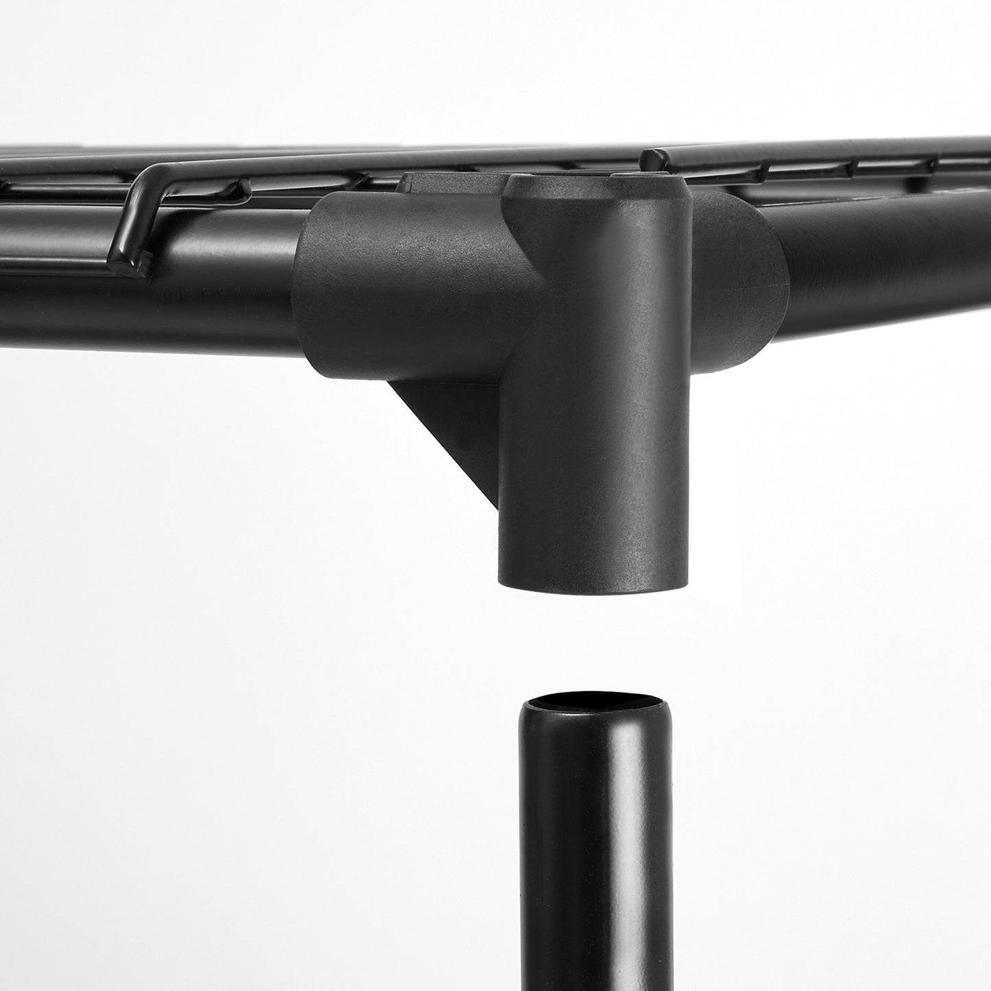 Black wire shelf connector detail