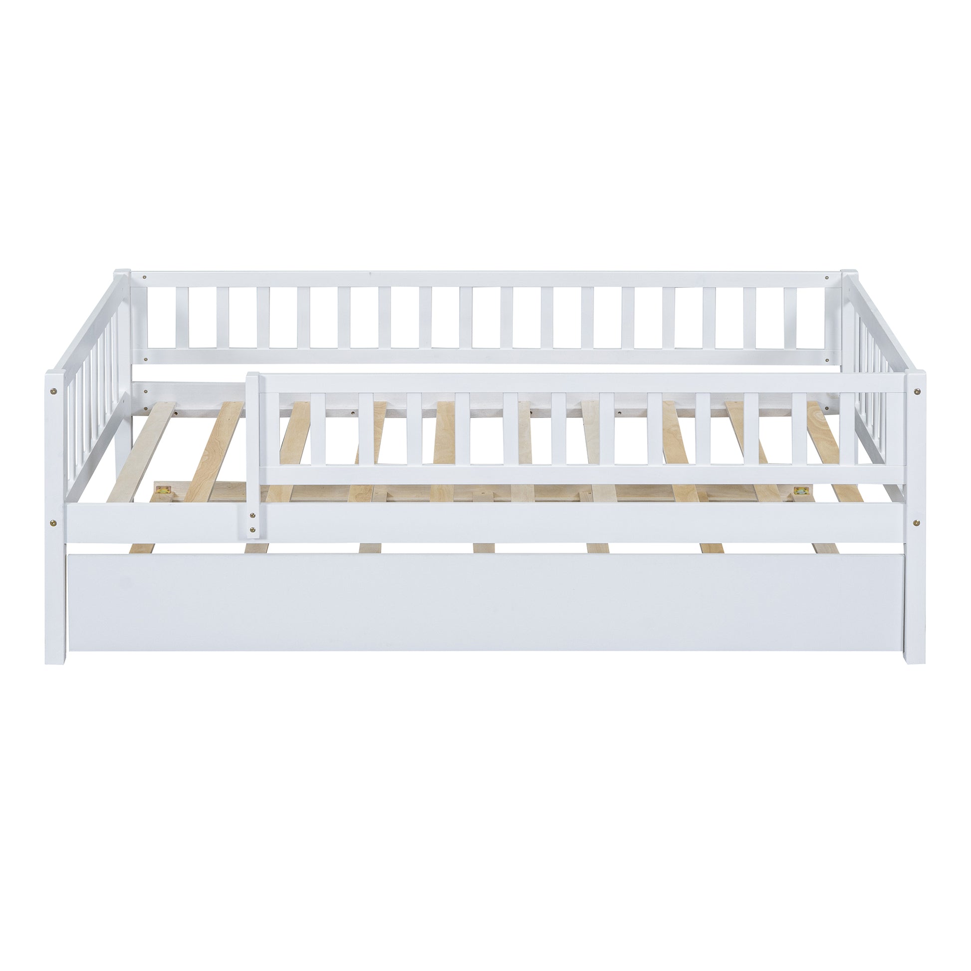 White wooden daybed with slatted sides