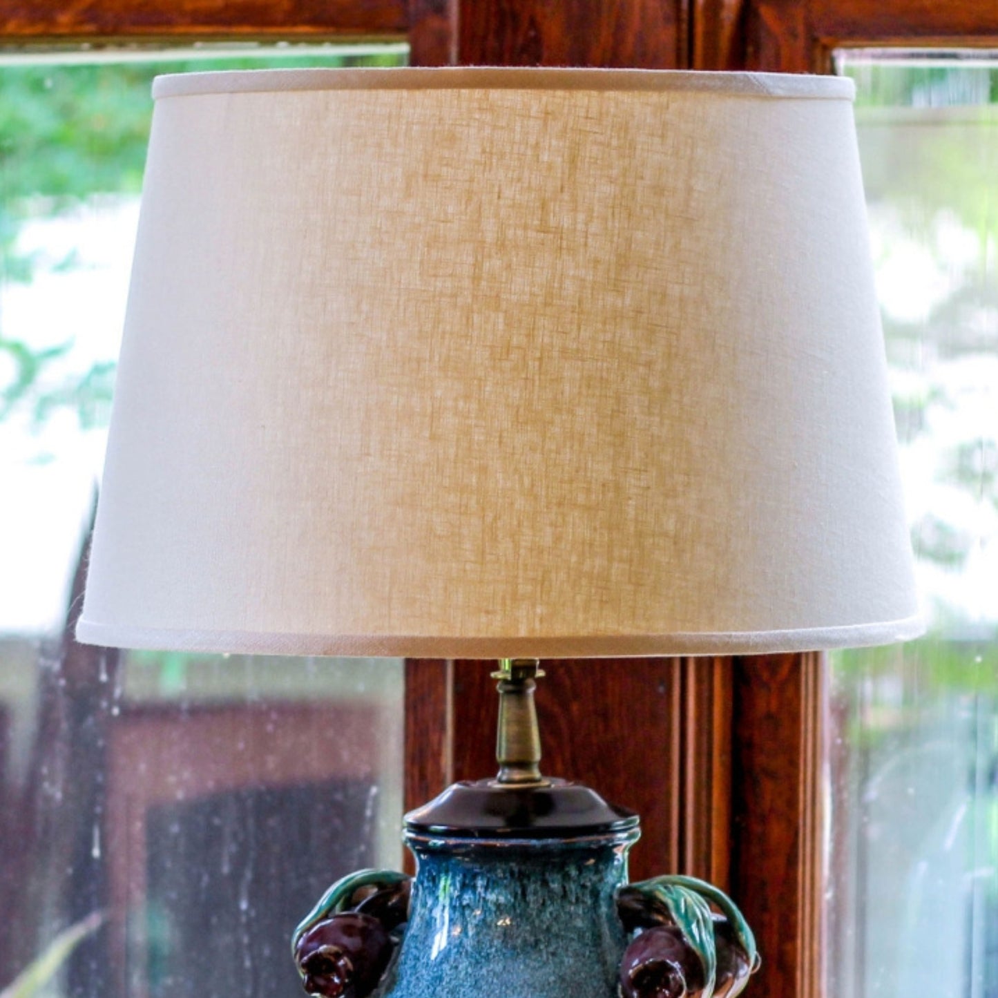 Cream linen drum lampshade with textured base