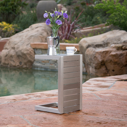Modern Ctable with slatted design in silver