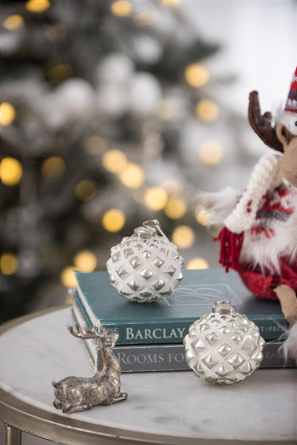 Textured white glass Christmas ornament with silver diamond pattern