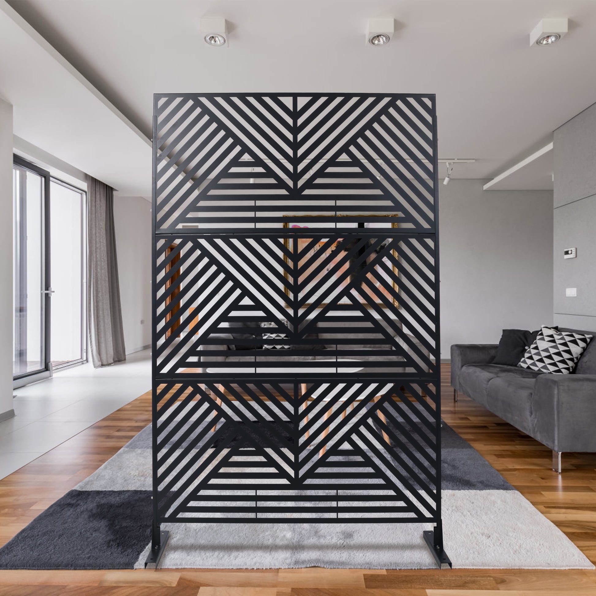 Black metal room divider with geometric pattern cm high