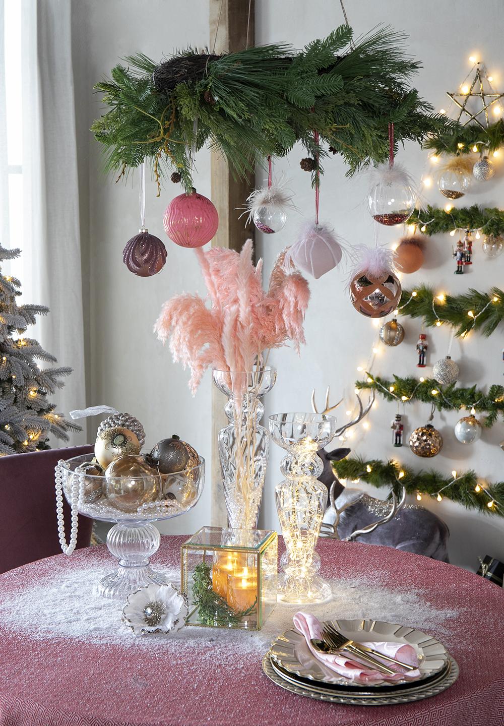 Elegant glass vase filled with pink pampas grass perfect for modern decor