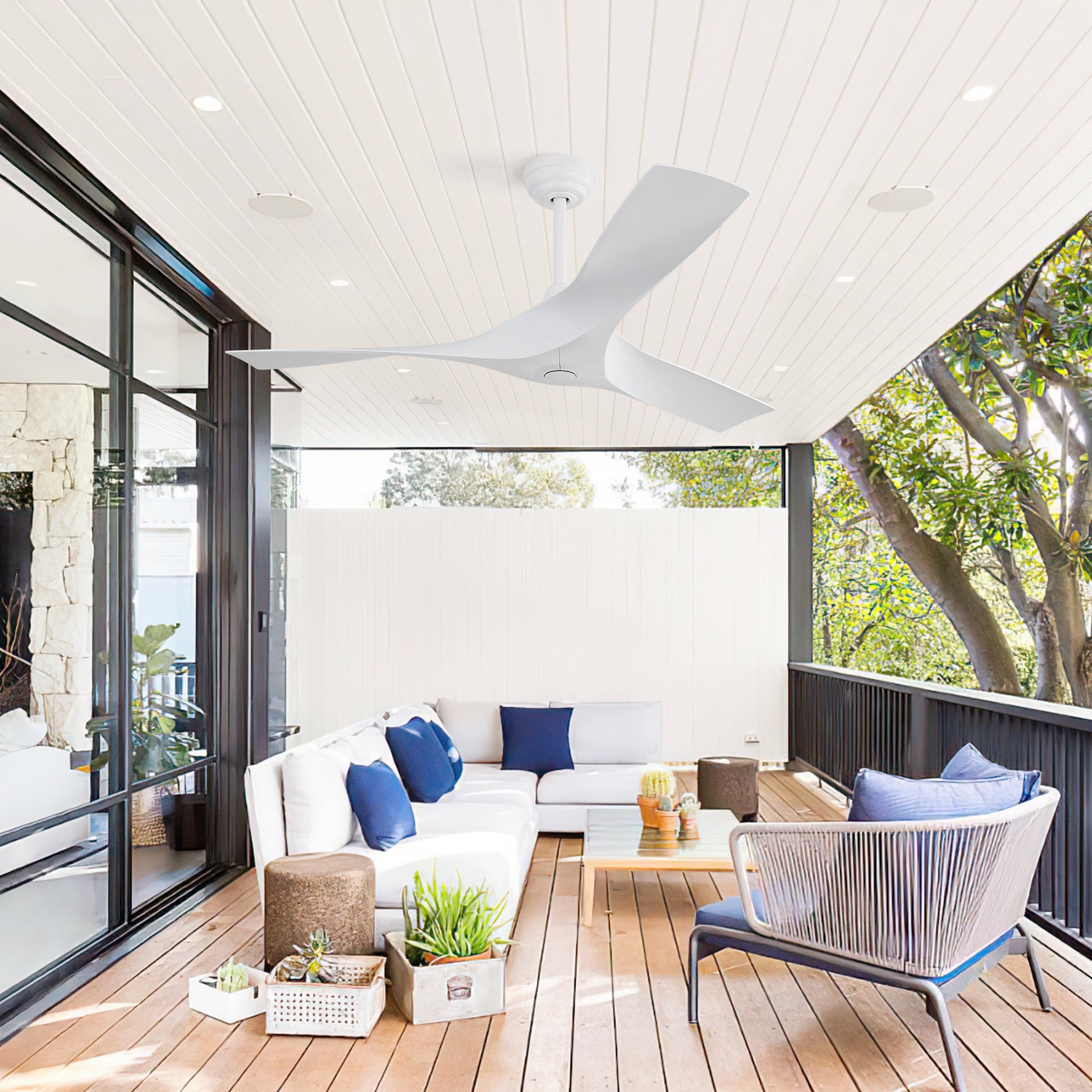 White modern ceiling fan with three curved blades ideal for outdoor patios