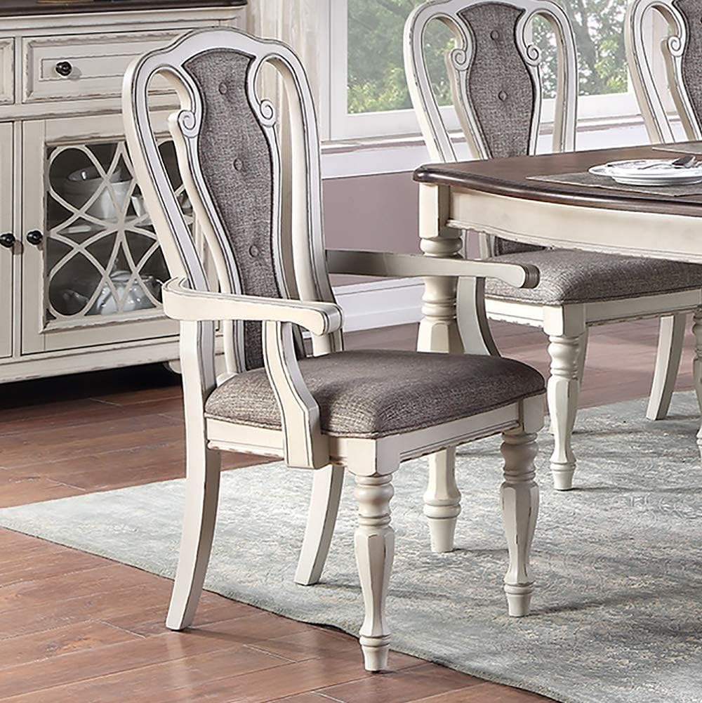 Classic upholstered dining chair with carved legs and tufted backrest cream finish