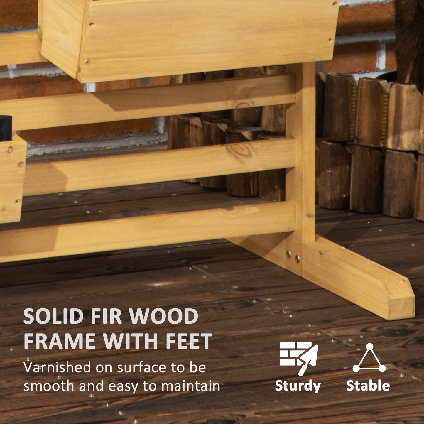 Natural fir wood frame with reinforced feet varnished for a smooth easycare finish