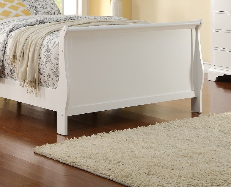 Classic white wooden sleigh bed with elegant curved headboard and footboard