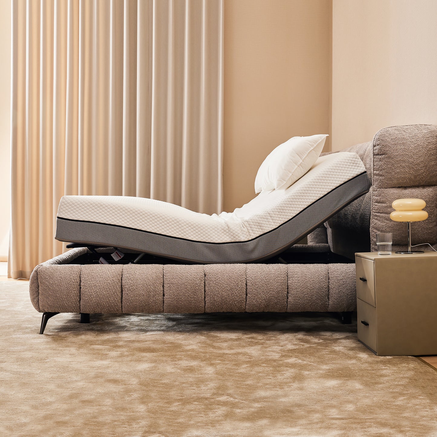 Adjustable memory foam mattress with cooling gel