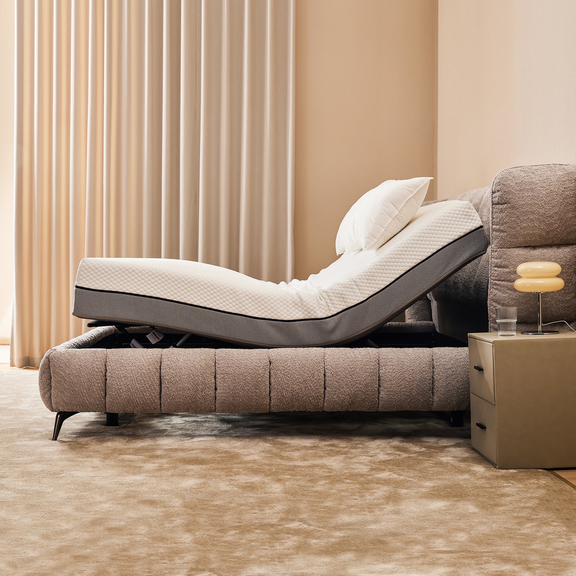 Adjustable memory foam mattress with cooling gel