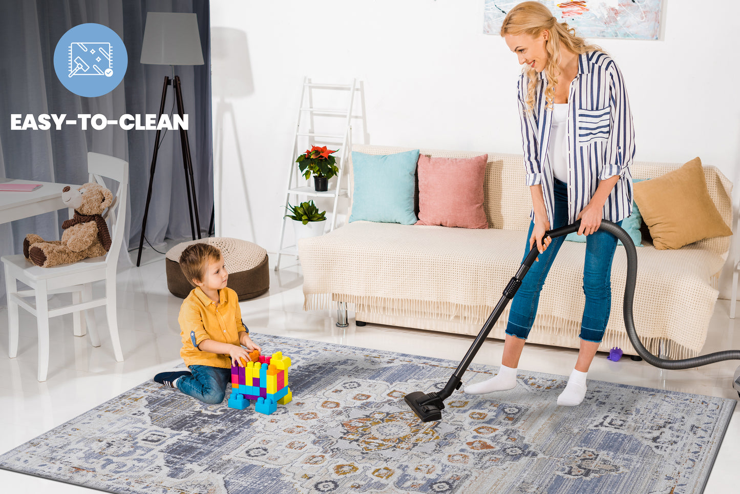 Grey and blue abstract pattern area rug with easytoclean design